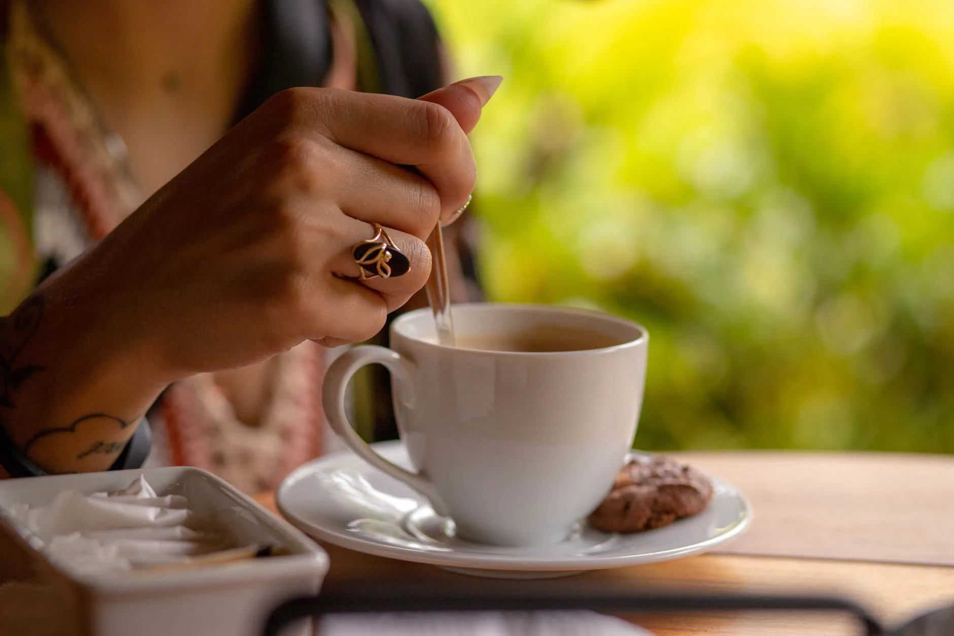 Photo by Kevin Watkins on Pexels | Kopi Ganoderma illustration