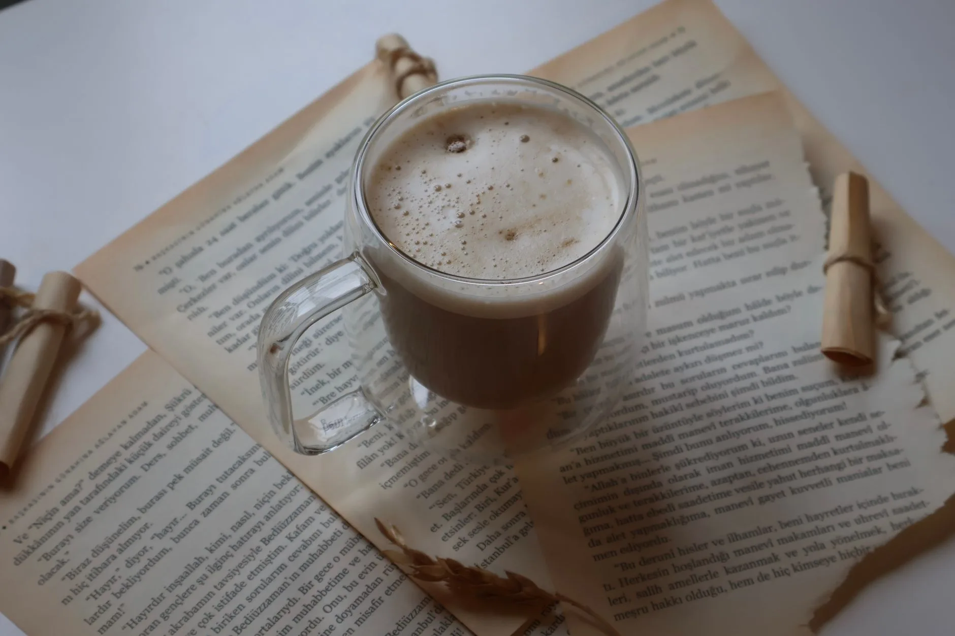 Photo by azra melek on Pexels | Resep Butterscotch Coffee illustration